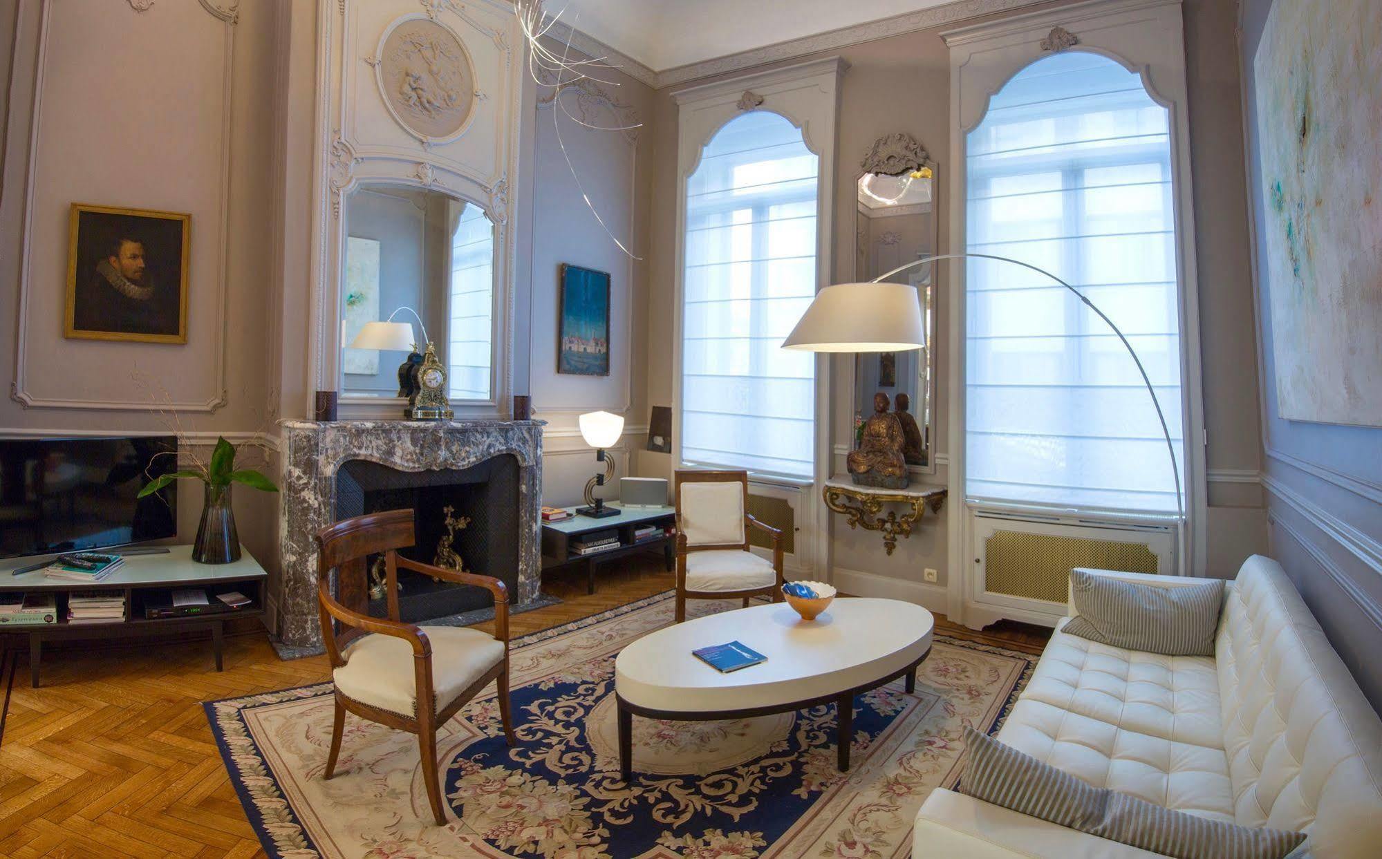 Bed and Breakfast Louise Sur Cour Saint-Gilles Екстер'єр фото